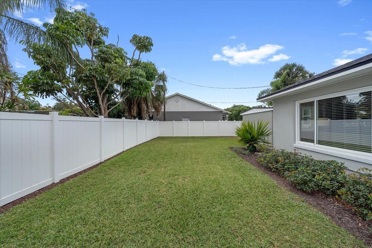 Image 36 of 55 For 1030 32nd Avenue N