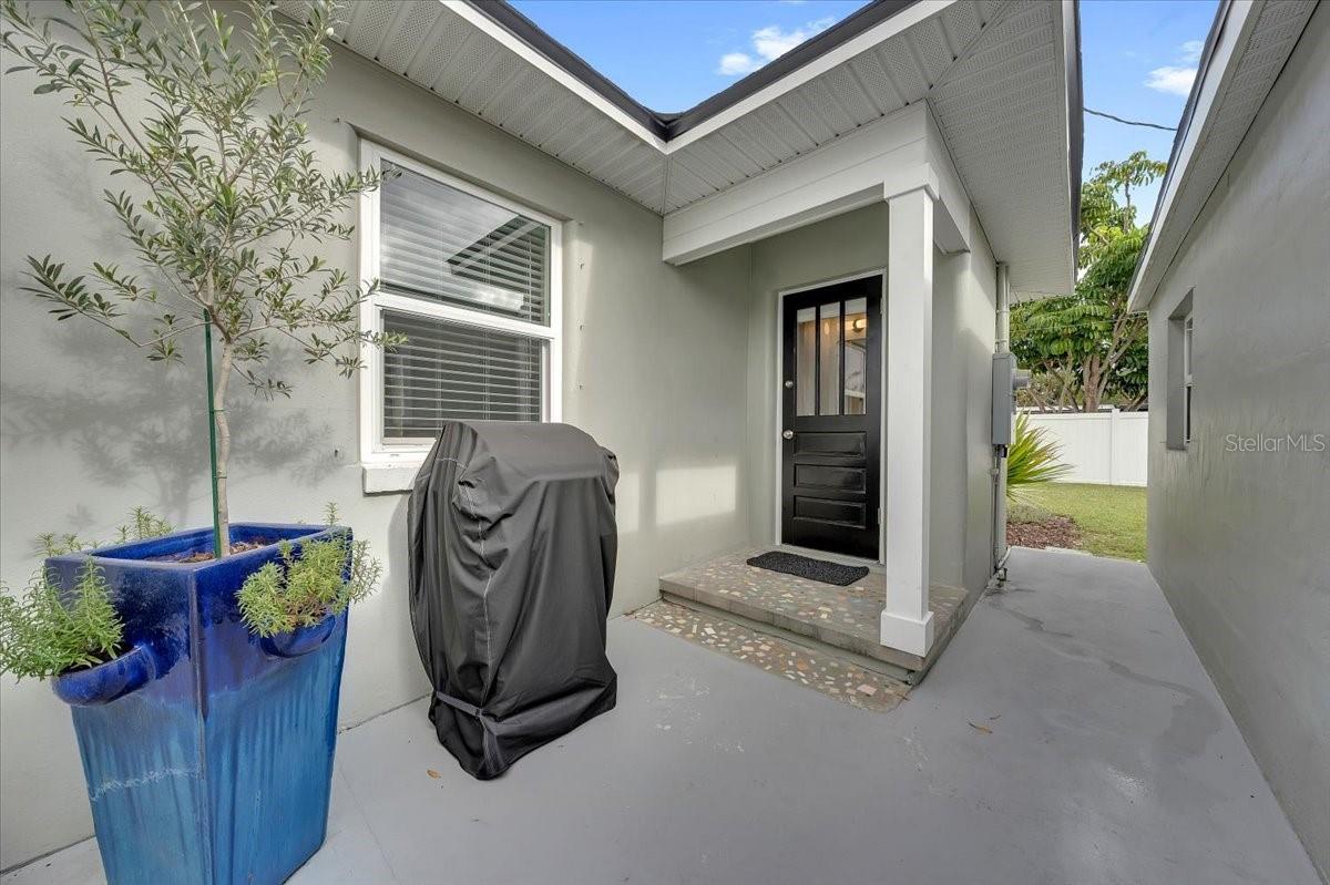 Image 39 of 55 For 1030 32nd Avenue N