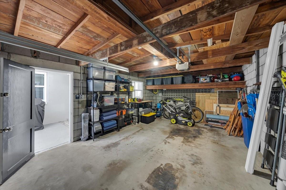 Image 42 of 55 For 1030 32nd Avenue N