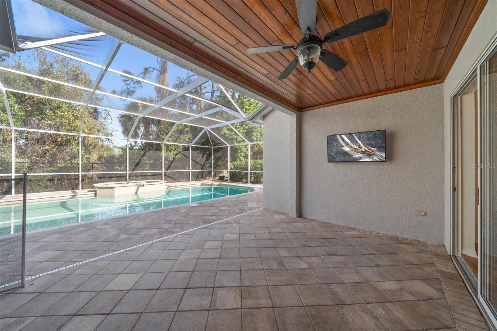 Image 23 of 54 For 10539 Weybridge Drive