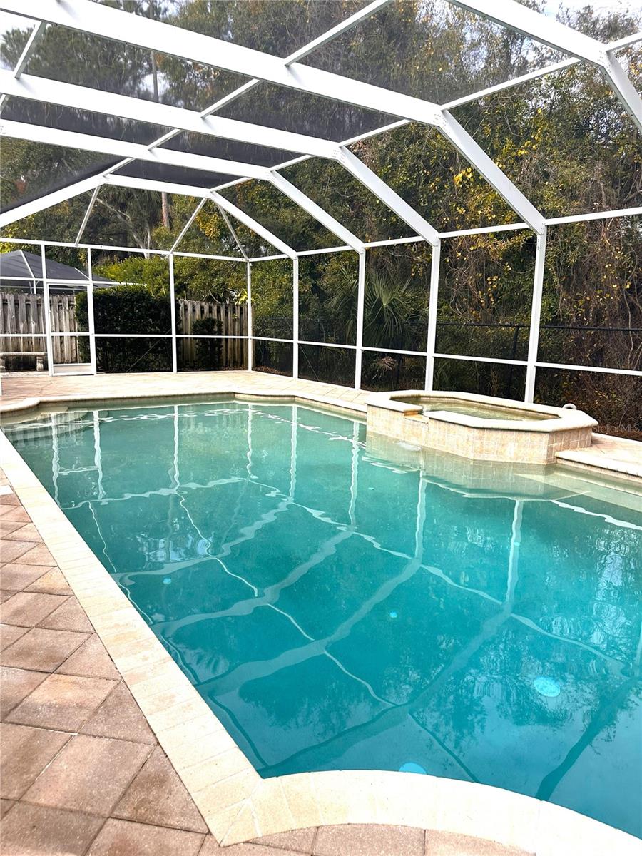 Image 27 of 54 For 10539 Weybridge Drive