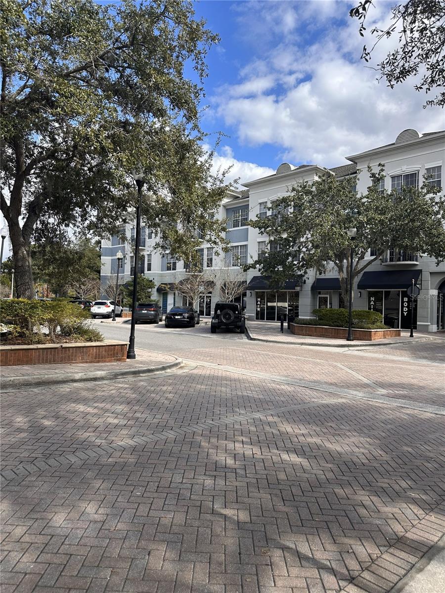 Image 43 of 54 For 10539 Weybridge Drive