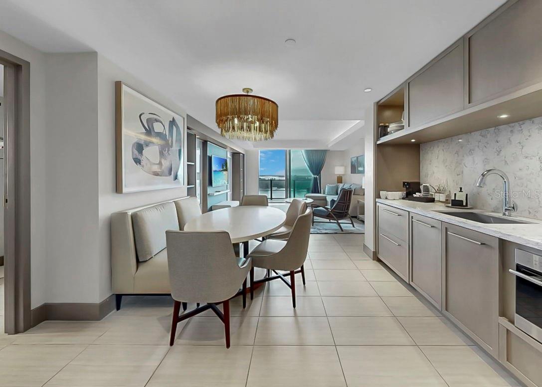 Image 2 of 60 For 691 Gulfview Boulevard 1410