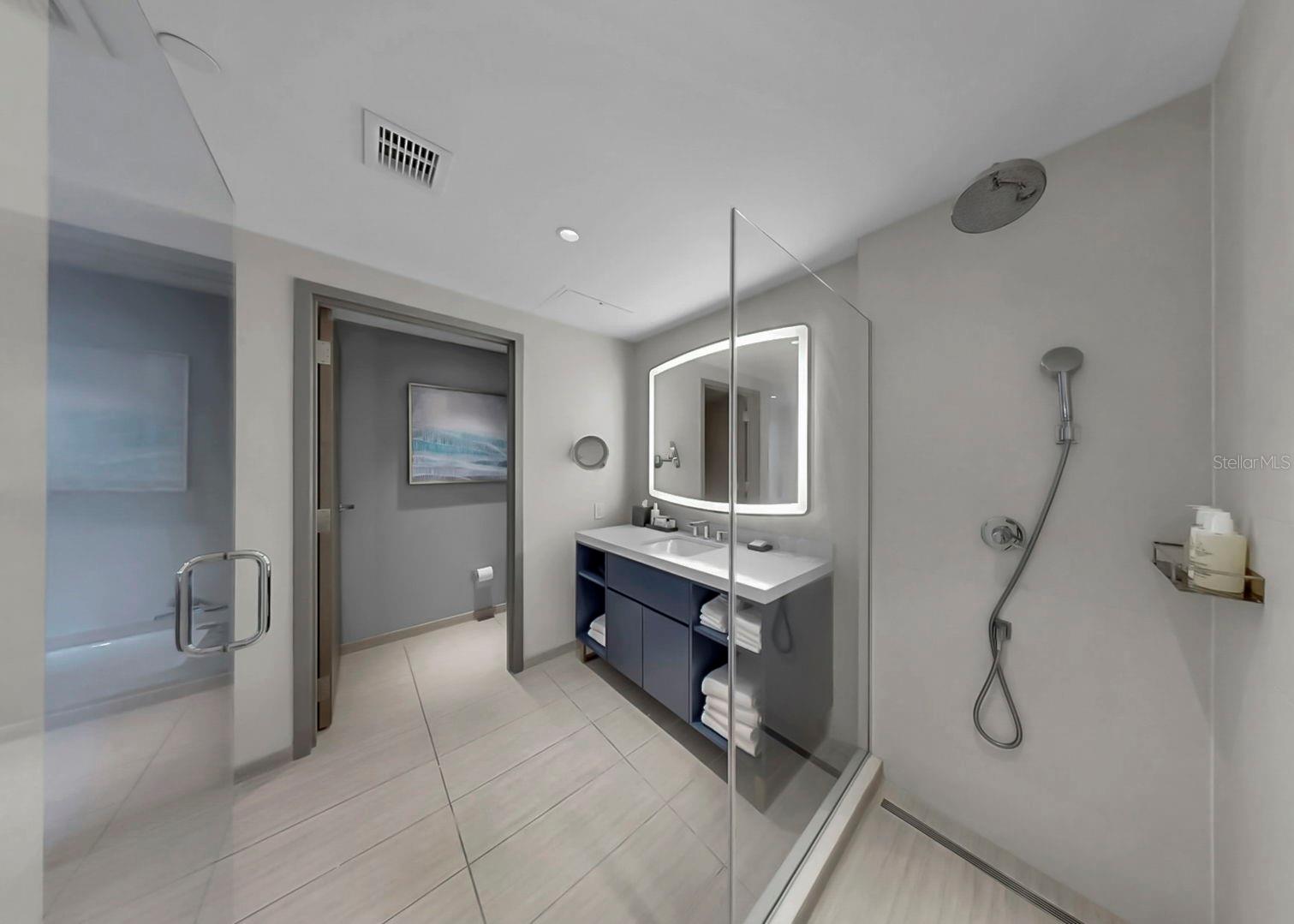 Image 31 of 60 For 691 Gulfview Boulevard 1410