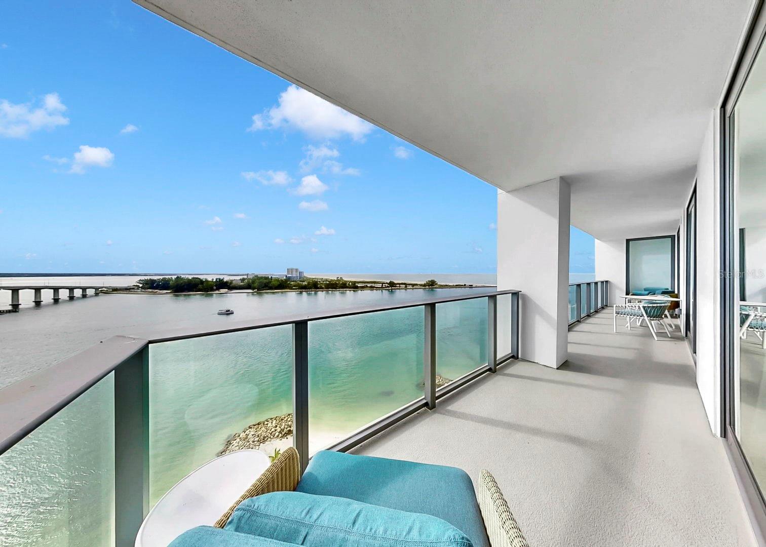 Image 44 of 60 For 691 Gulfview Boulevard 1410