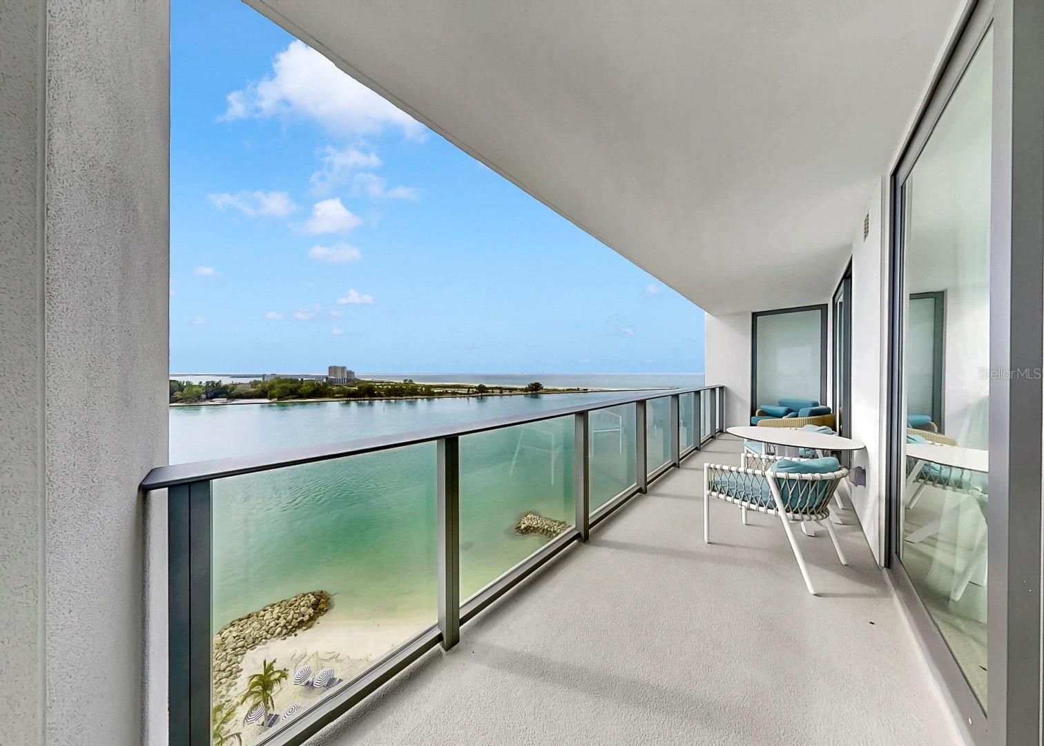 Image 47 of 60 For 691 Gulfview Boulevard 1410