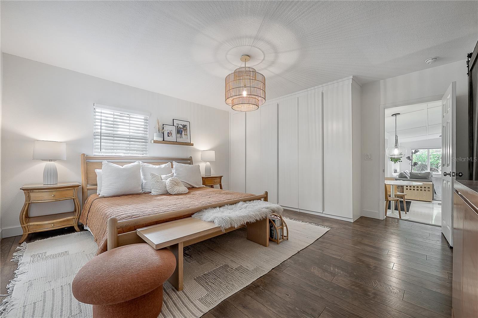 Image 15 of 42 For 4008 Bay Villa Avenue