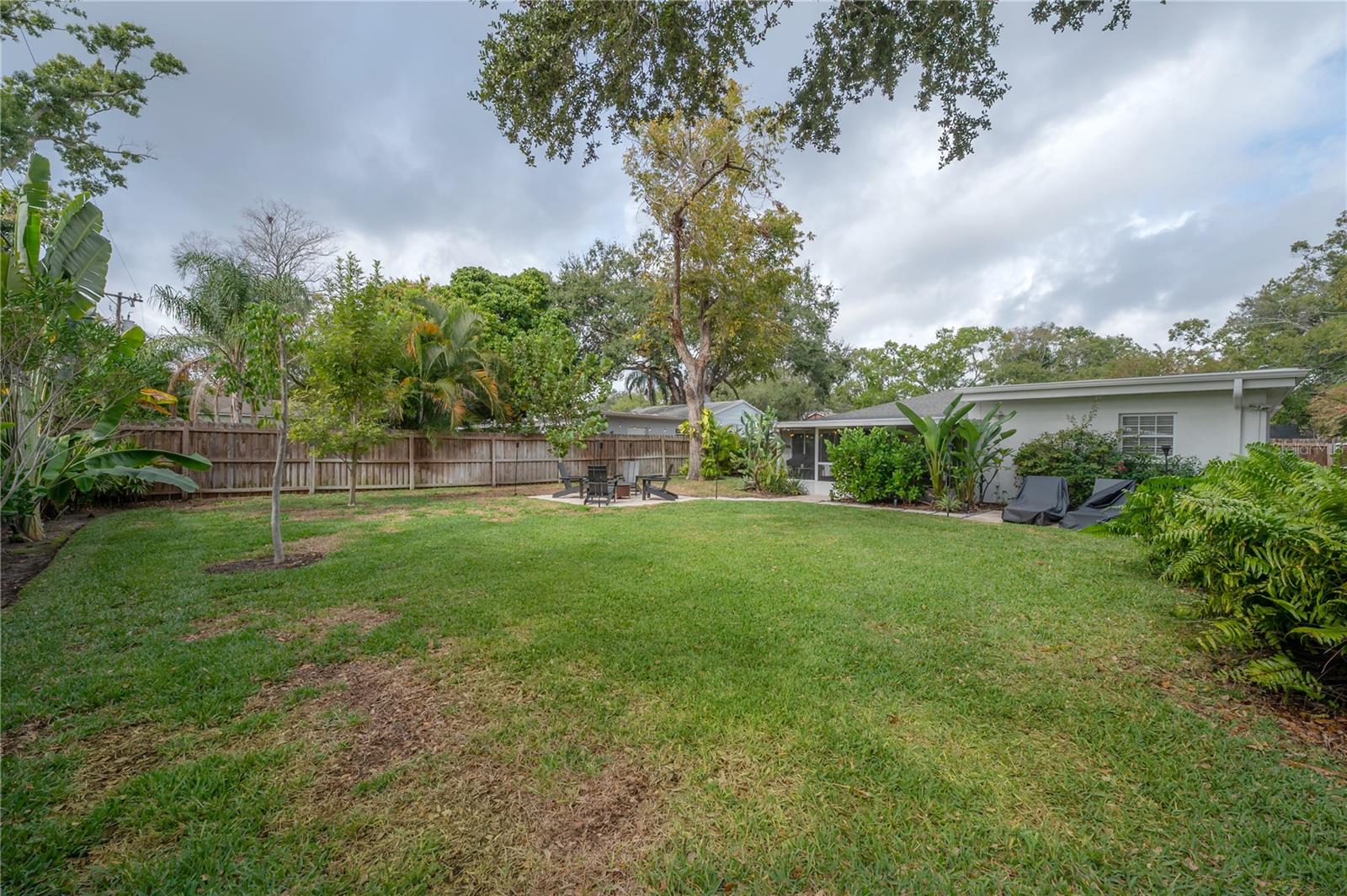 Image 35 of 42 For 4008 Bay Villa Avenue