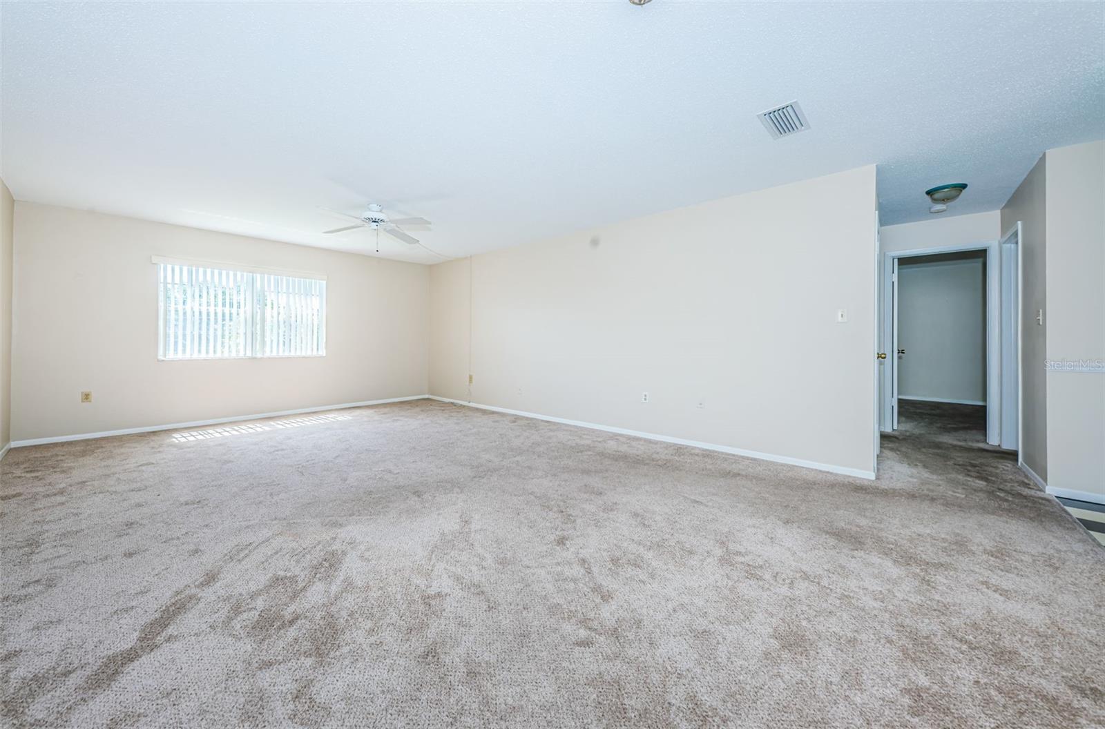 Image 13 of 38 For 1706 Belleair Forest Drive 322