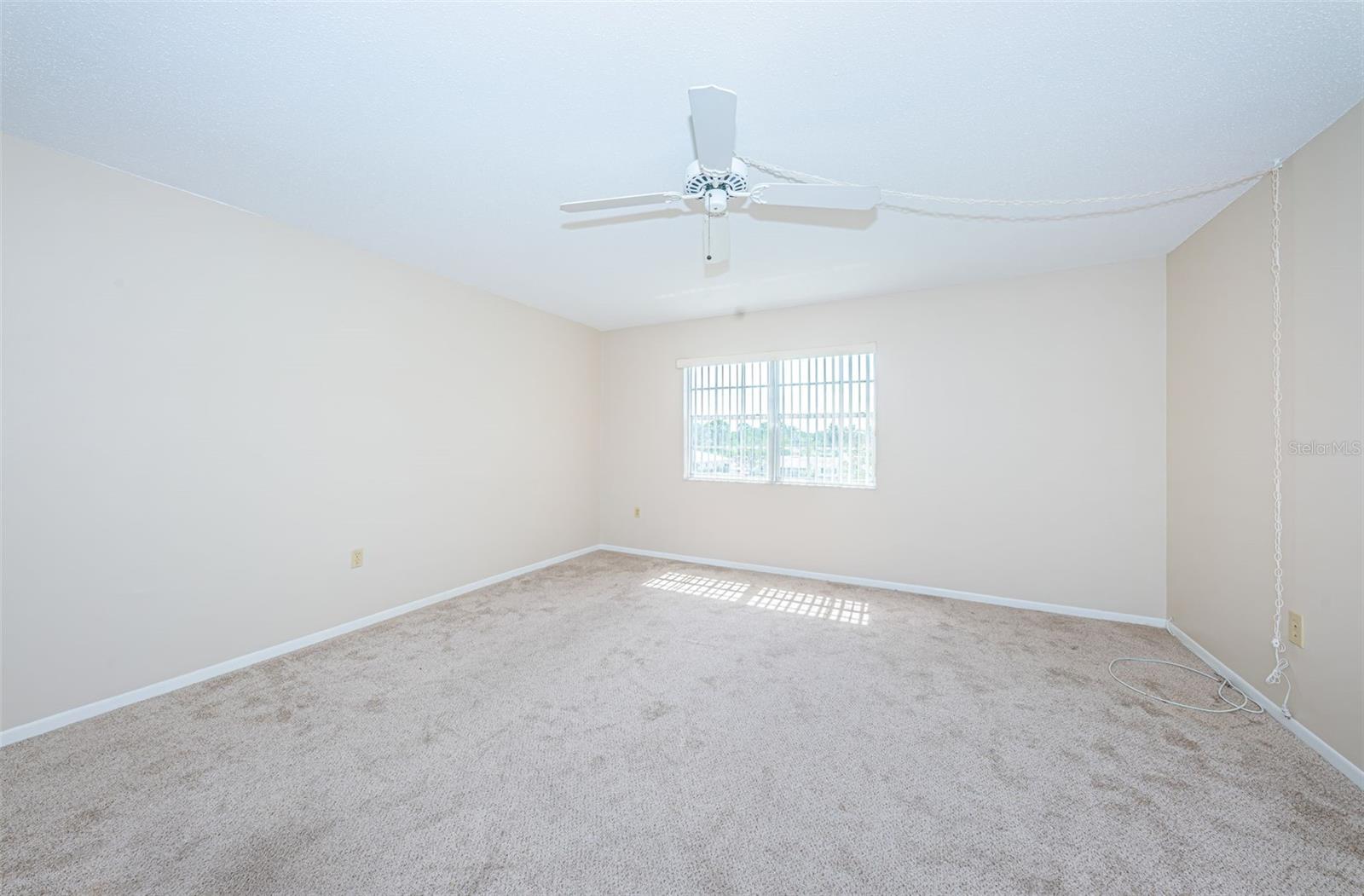 Image 7 of 38 For 1706 Belleair Forest Drive 322