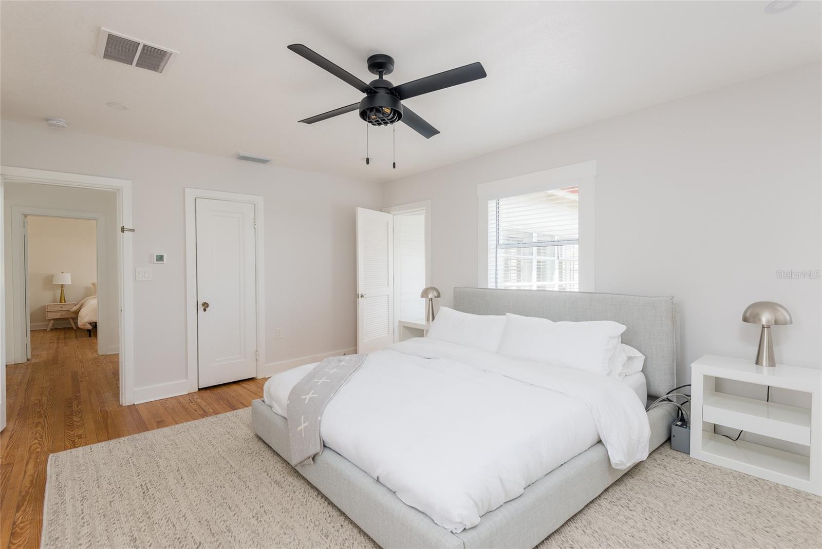 Image 22 of 66 For 53 Albemarle Avenue