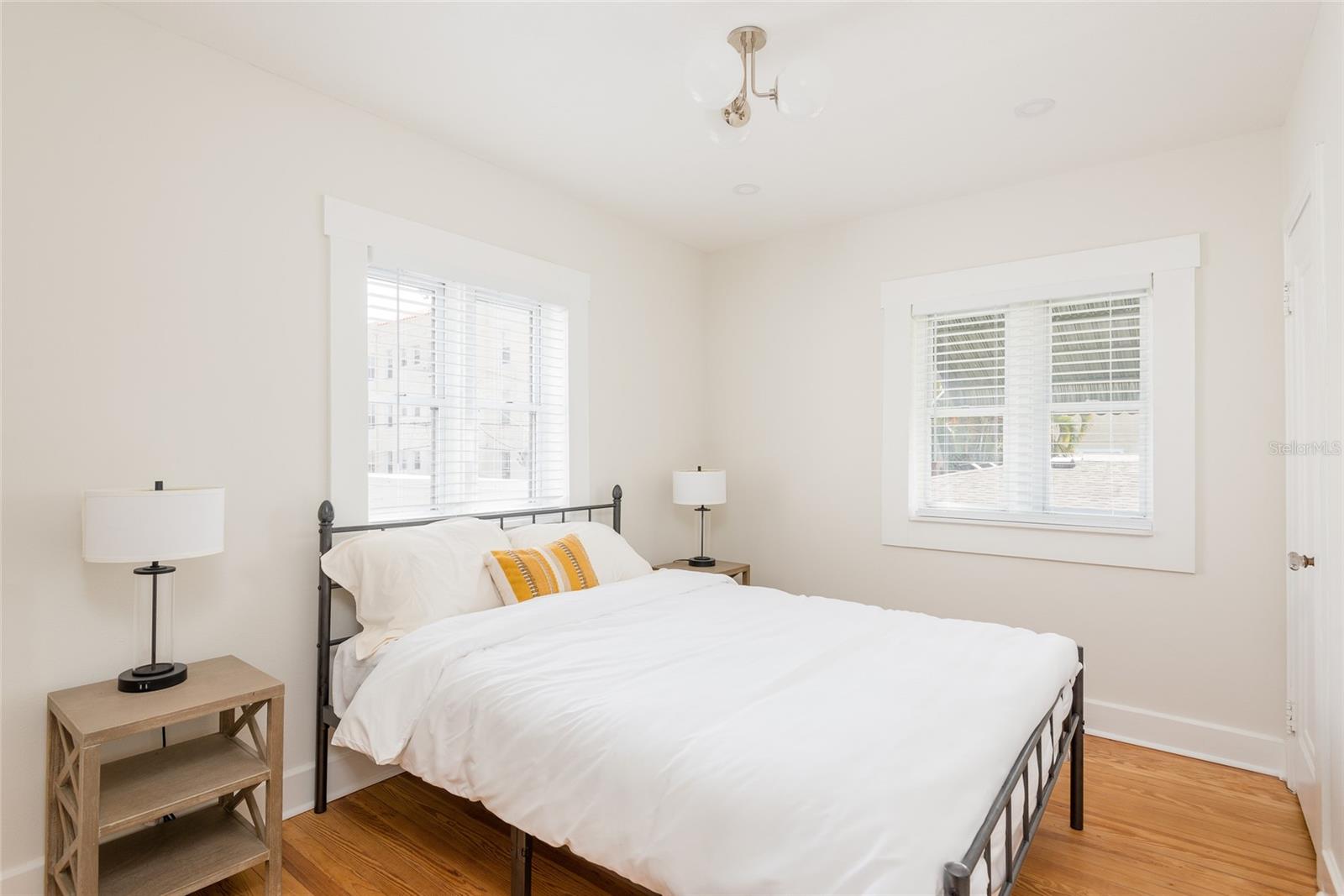 Image 29 of 66 For 53 Albemarle Avenue