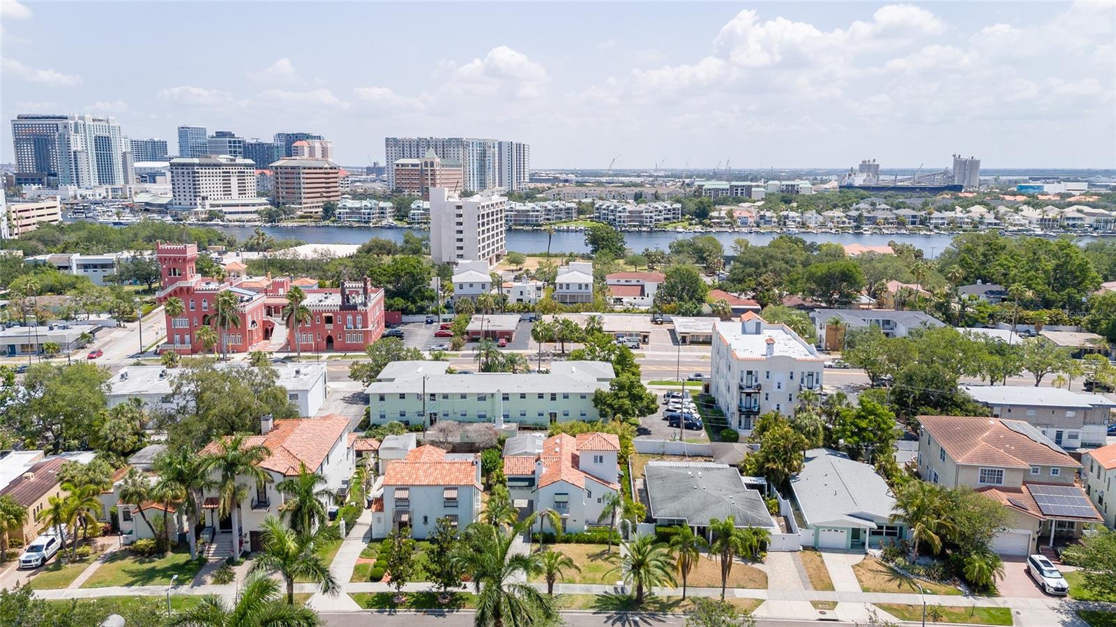 Image 58 of 66 For 53 Albemarle Avenue