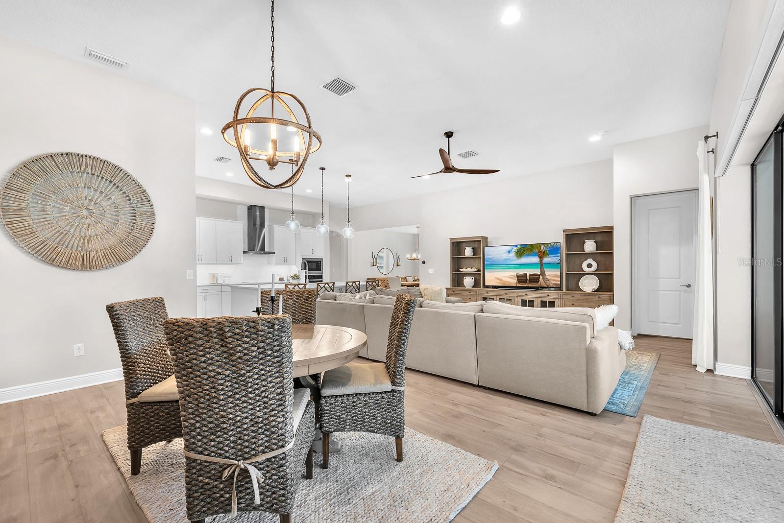 Image 19 of 67 For 12928 Twin Bridges Drive