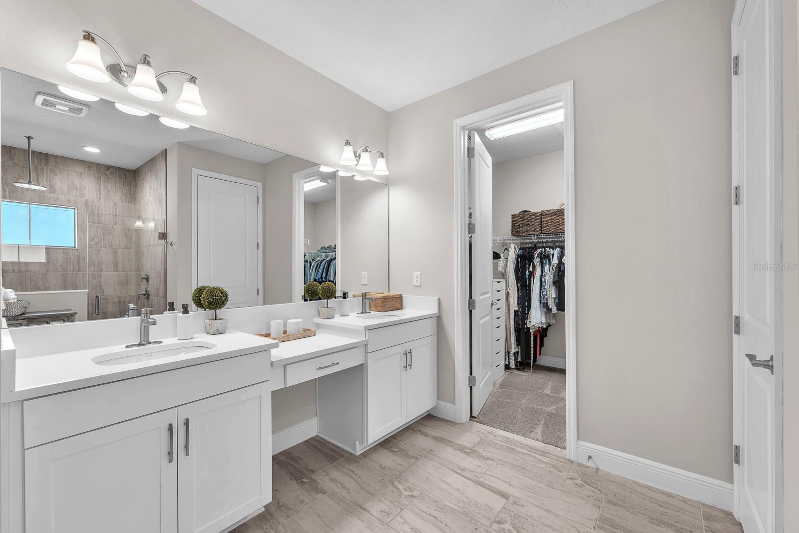 Image 25 of 67 For 12928 Twin Bridges Drive