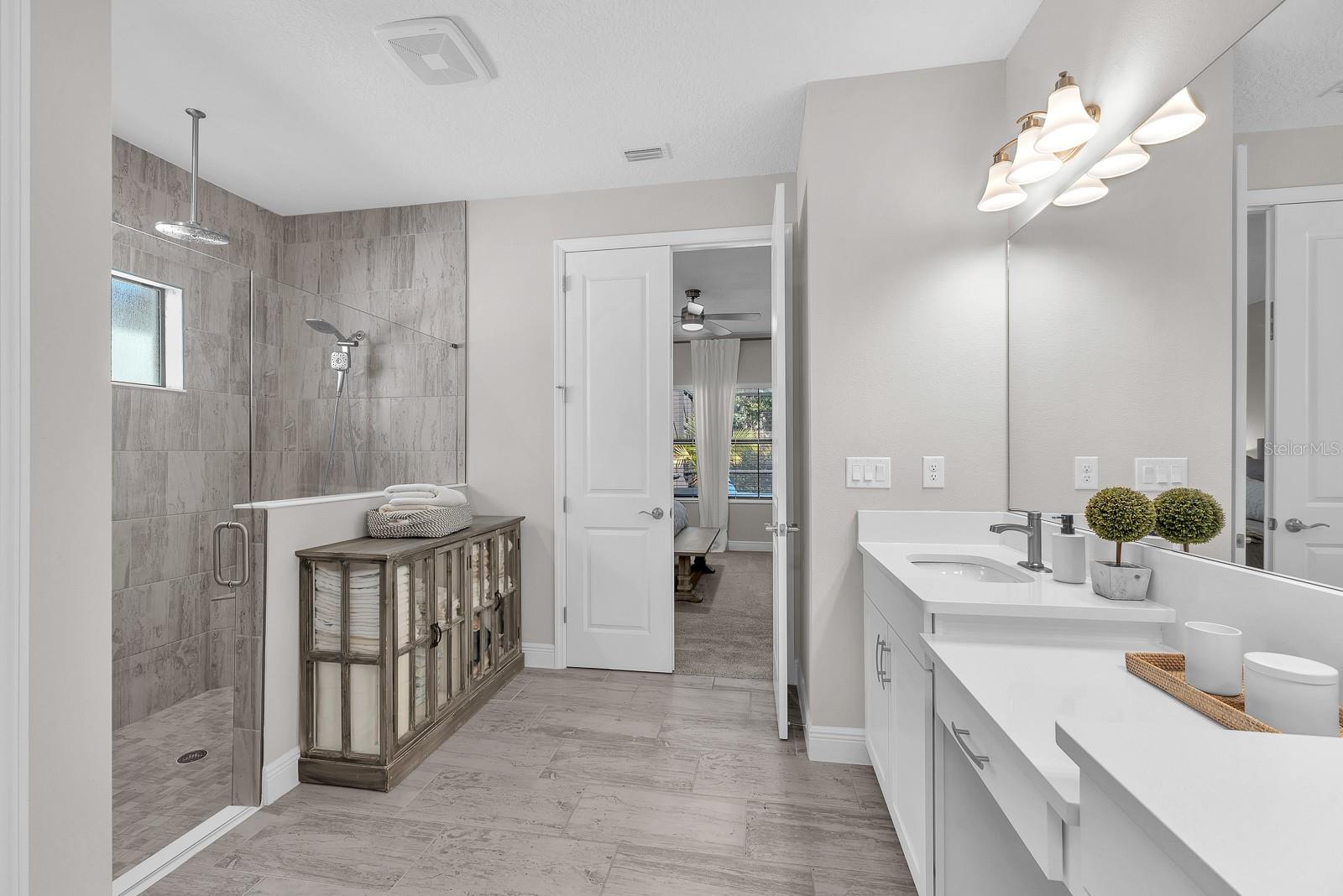 Image 26 of 67 For 12928 Twin Bridges Drive