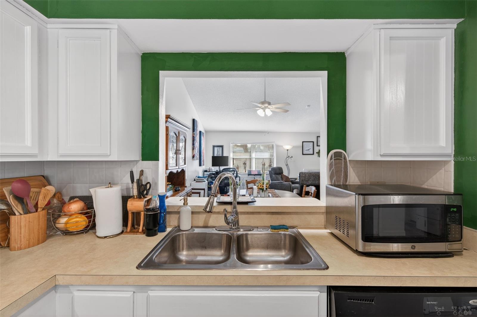 Image 14 of 32 For 9750 Lake Seminole Drive E