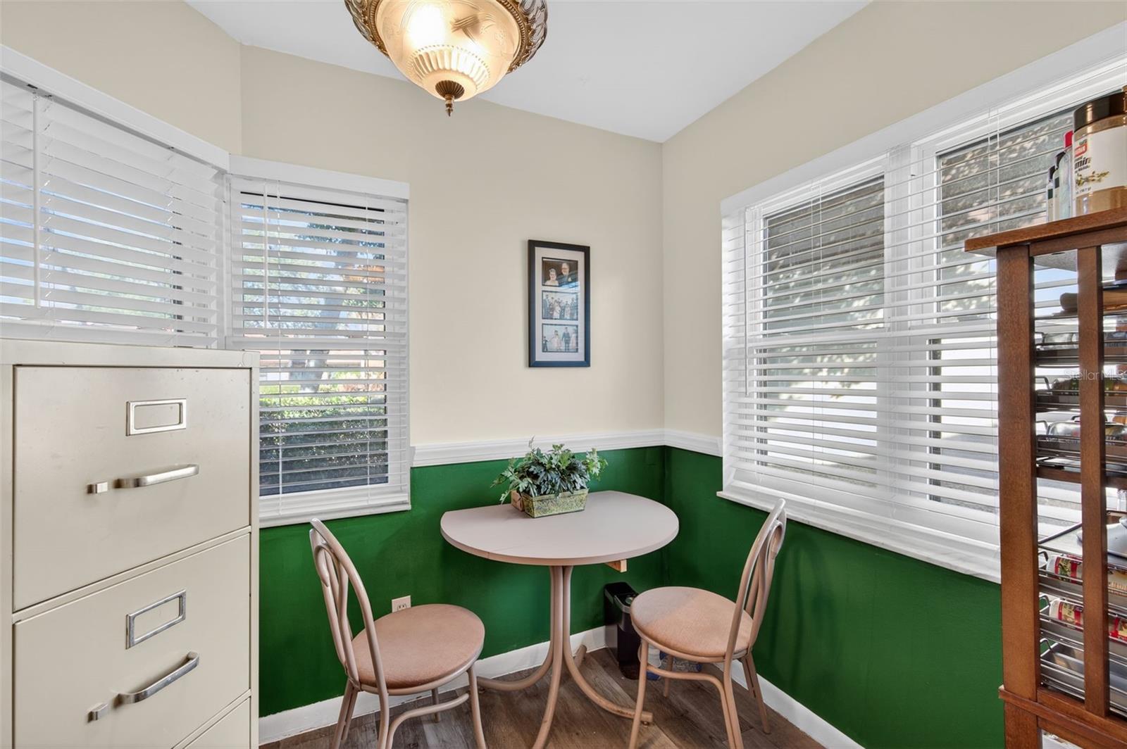 Image 17 of 32 For 9750 Lake Seminole Drive E