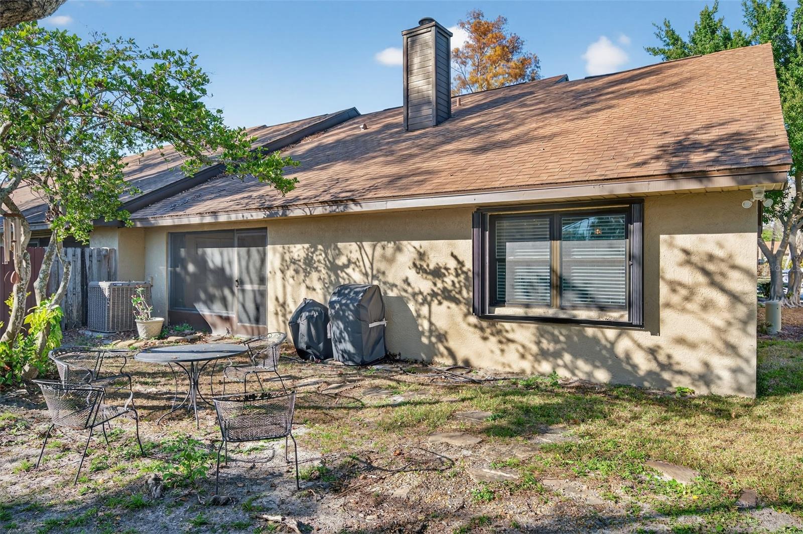 Image 26 of 32 For 9750 Lake Seminole Drive E