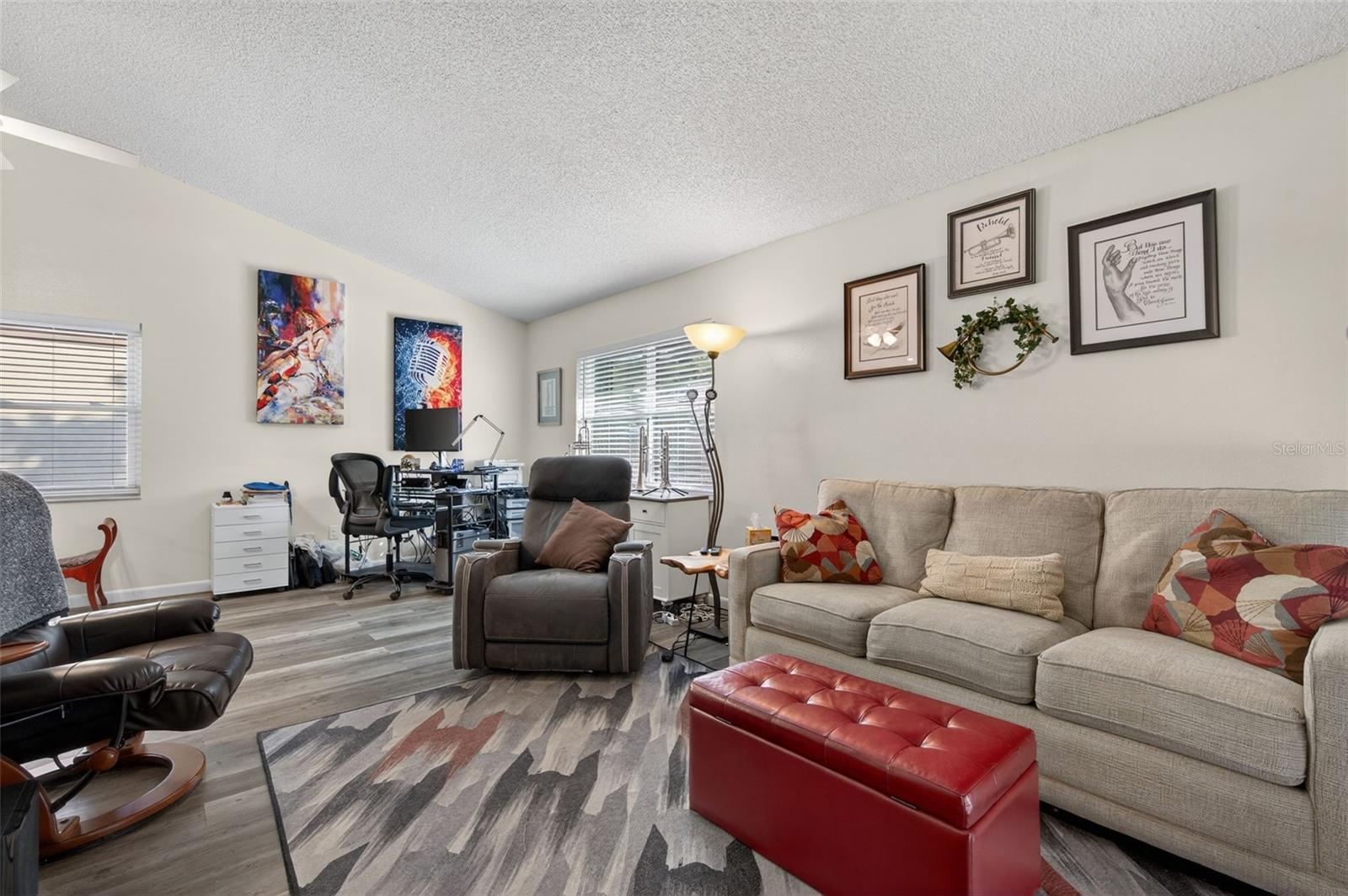 Image 7 of 32 For 9750 Lake Seminole Drive E