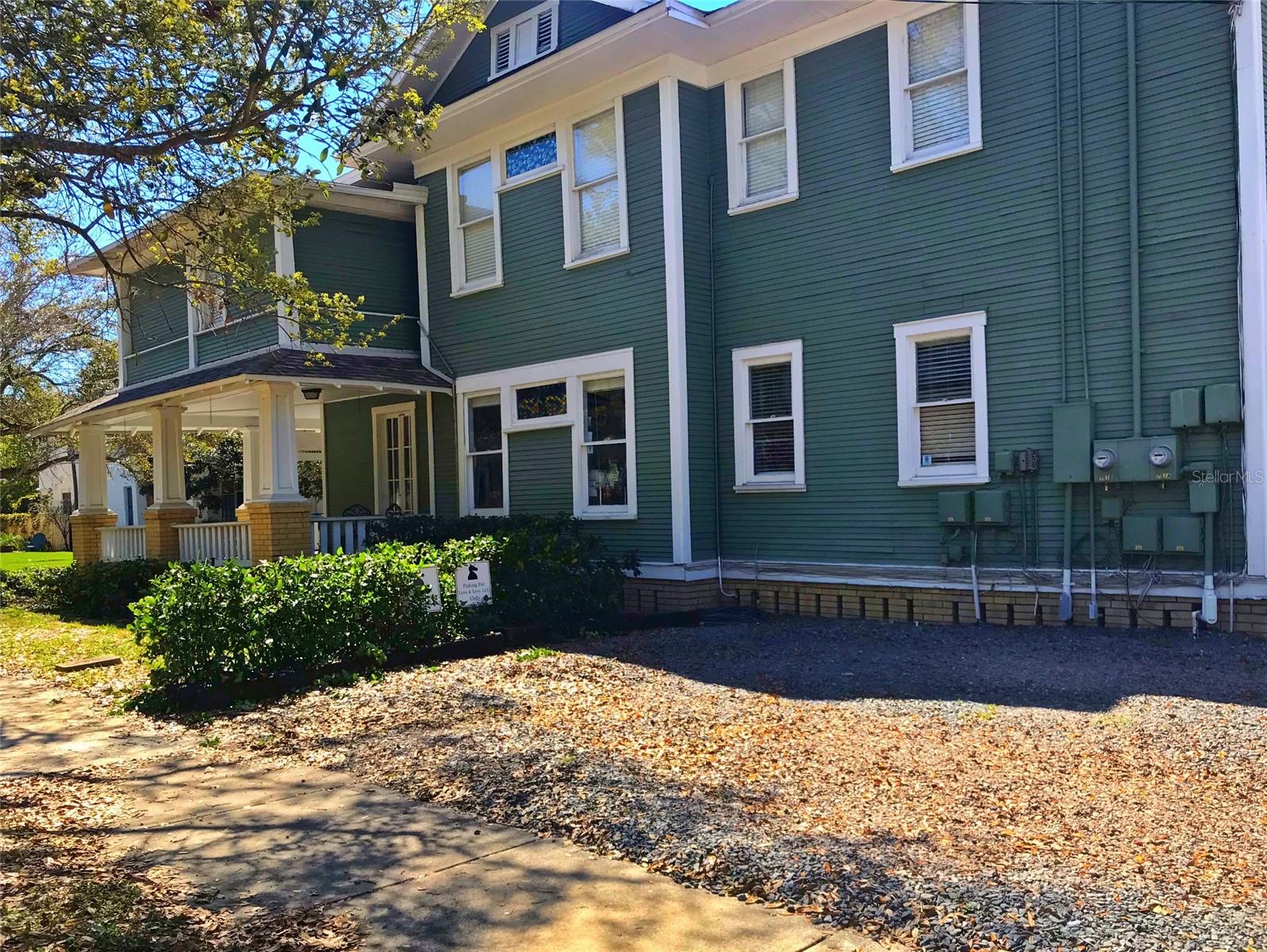 Image 13 of 13 For 701 Azeele Street