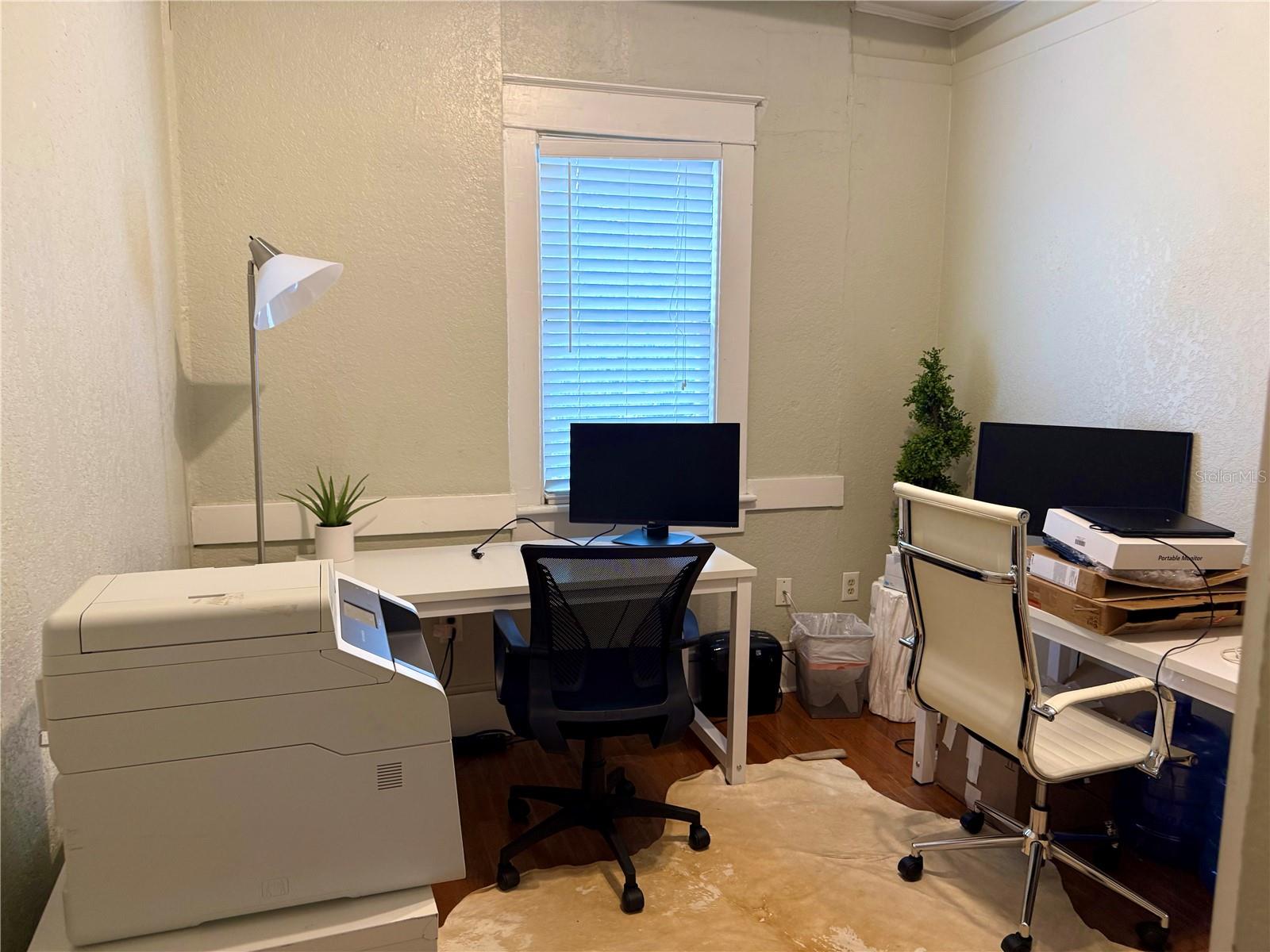 Image 9 of 13 For 701 Azeele Street