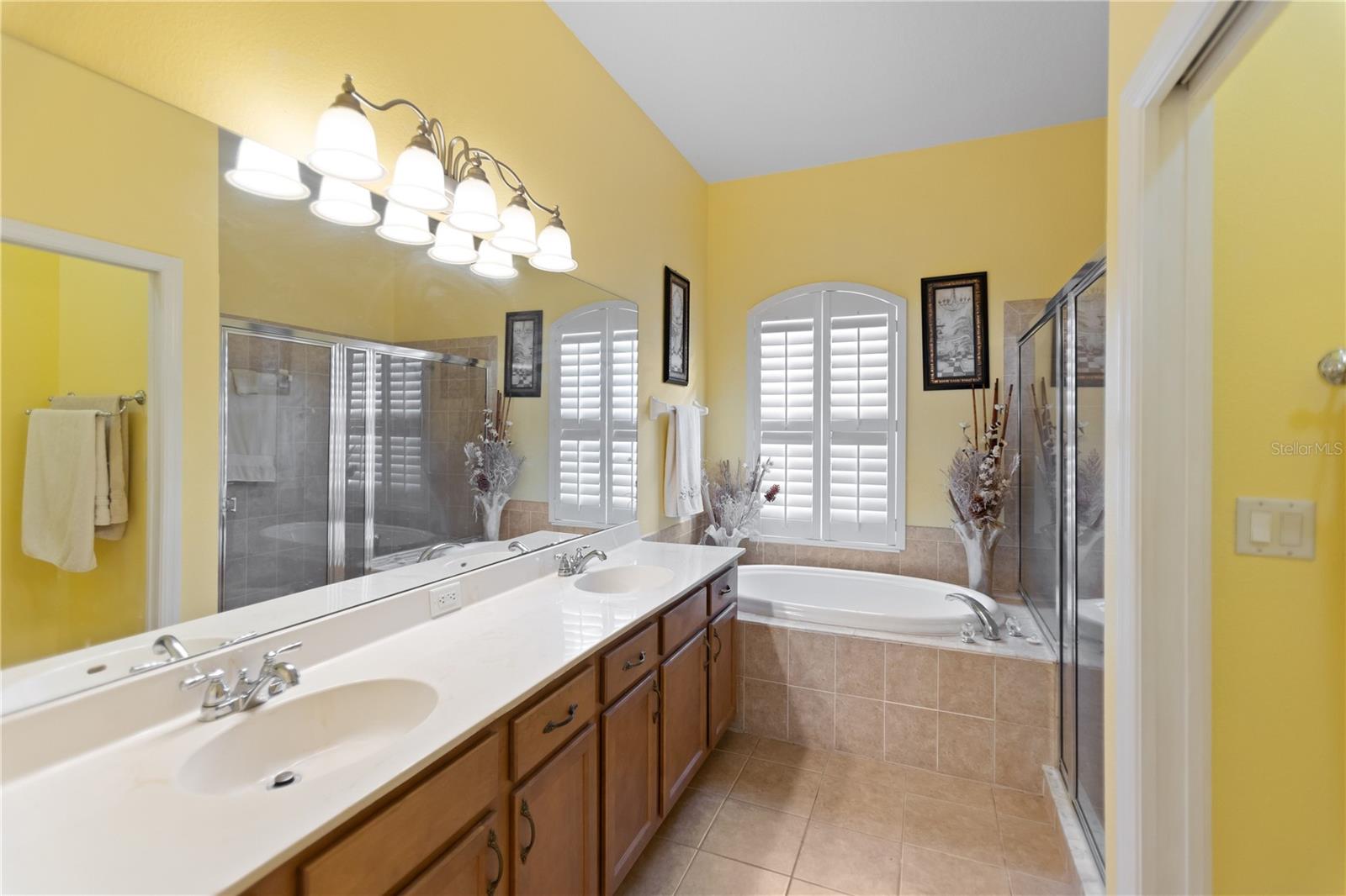 Image 21 of 33 For 21729 Mccallie Court