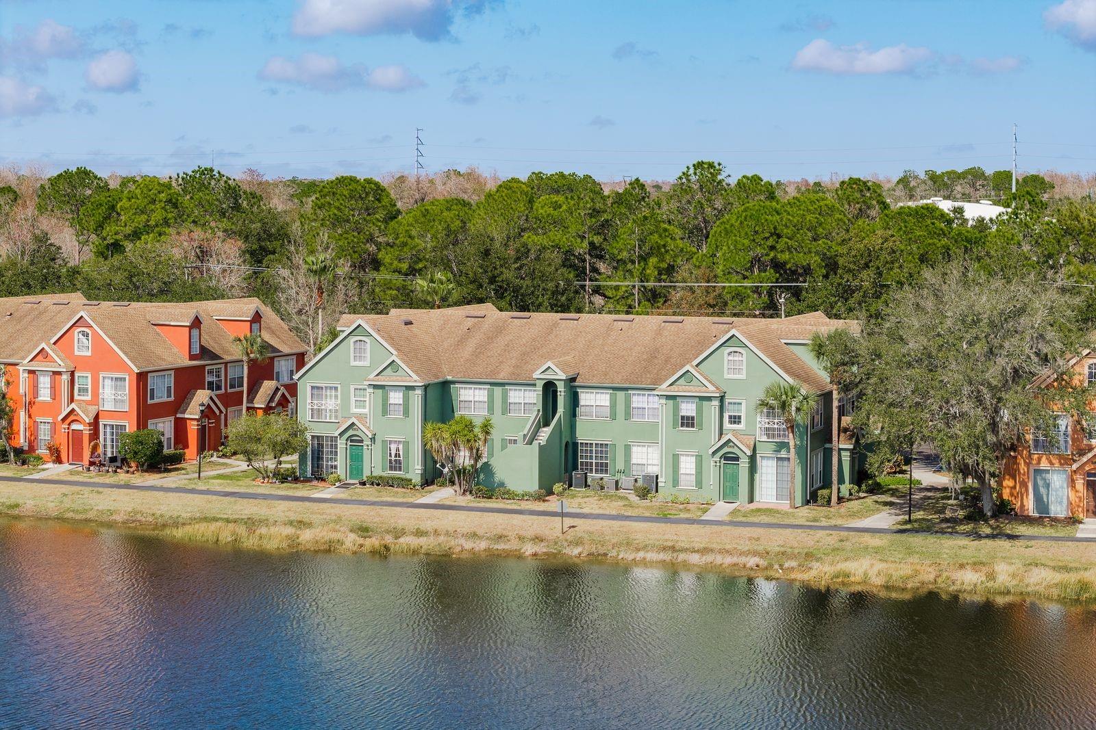 Image 21 of 41 For 9170 Lake Chase Island Way 9170