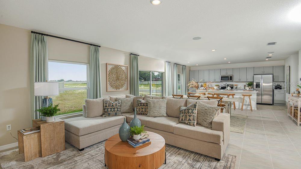 Image 12 of 33 For 2100 Babbling Brook Boulevard