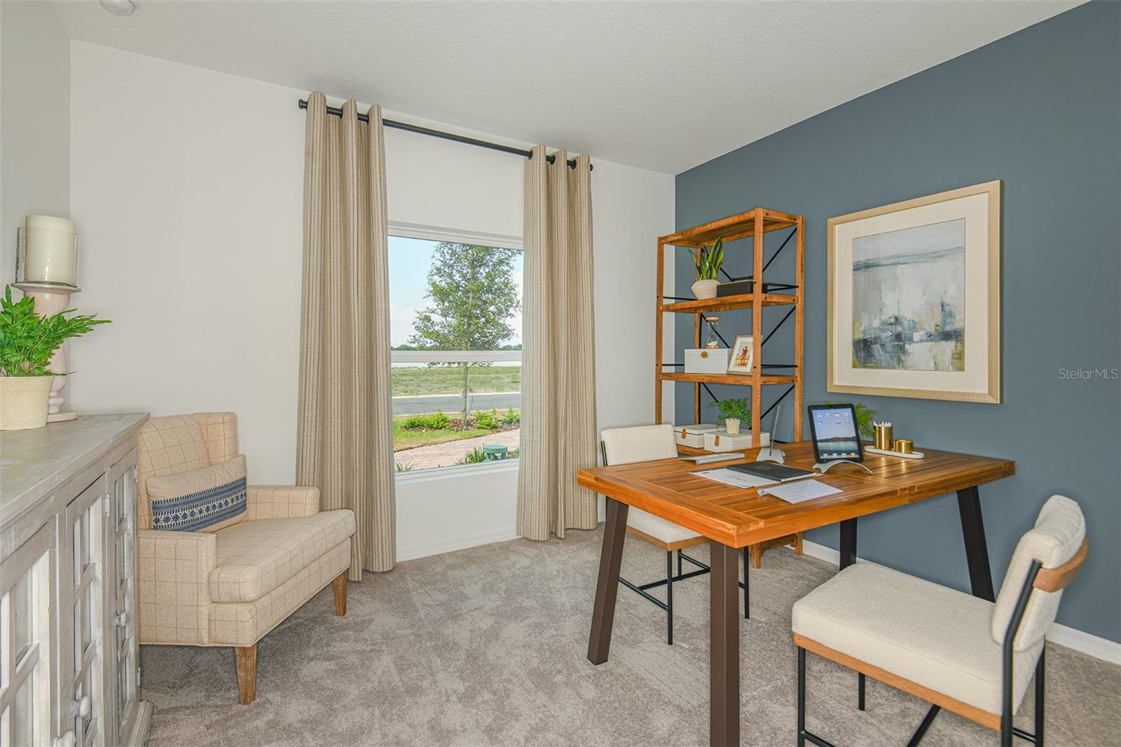 Image 14 of 33 For 2100 Babbling Brook Boulevard