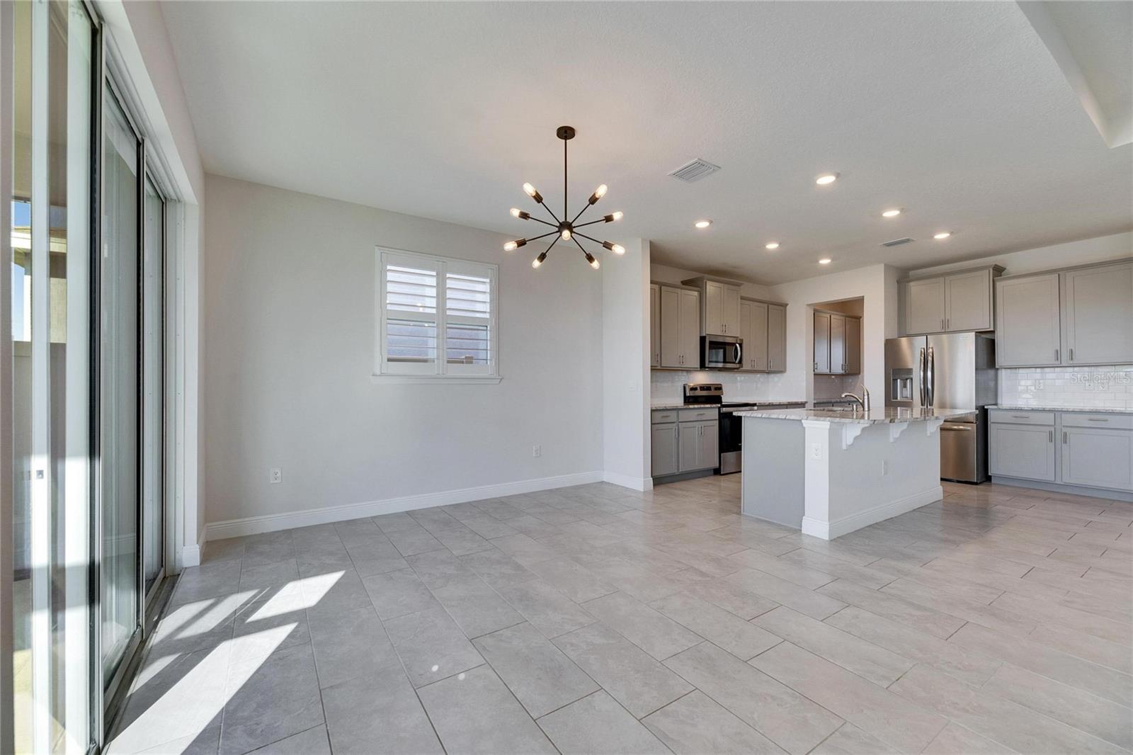 Image 10 of 38 For 182 Mangrove Manor Drive