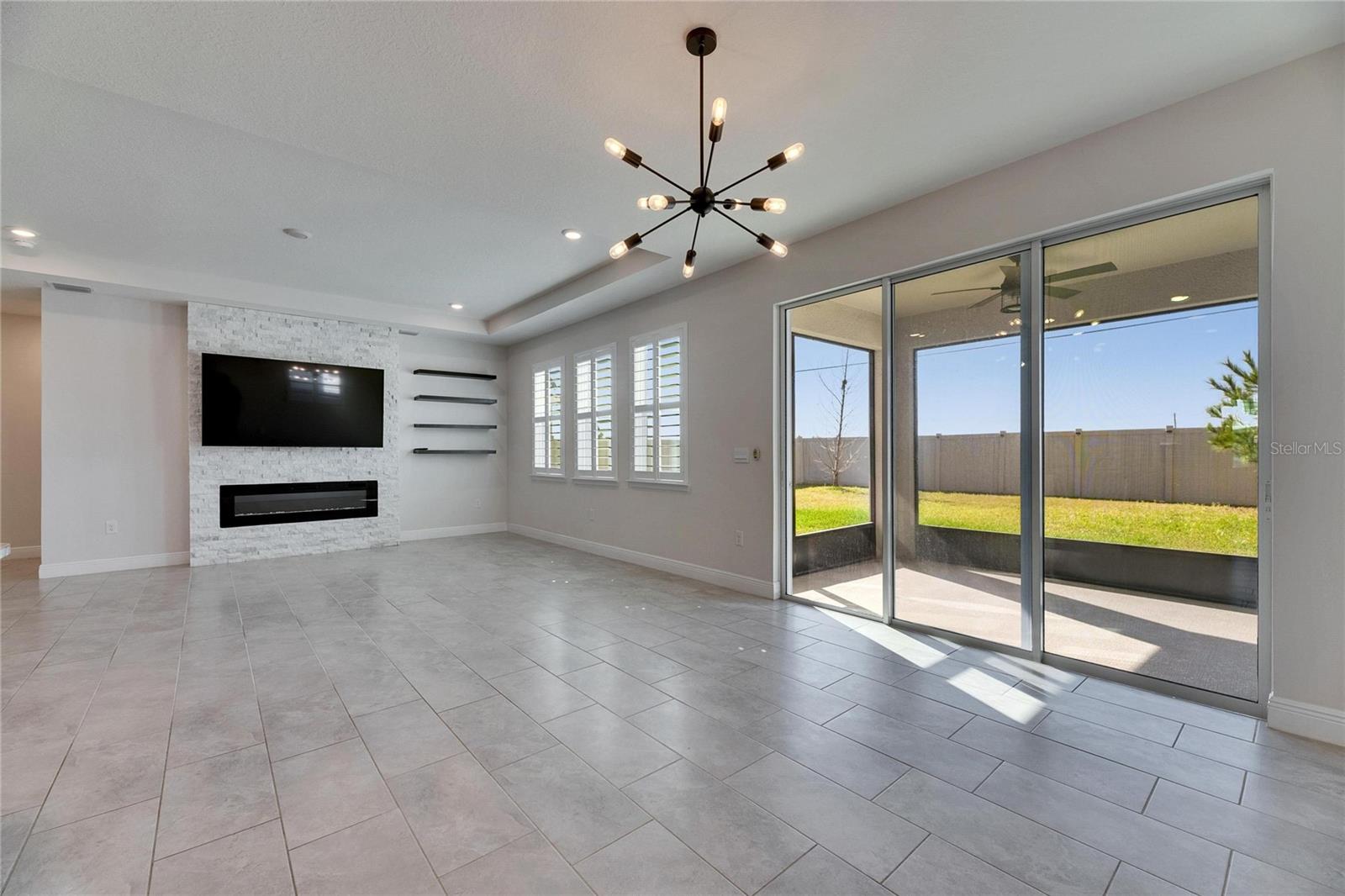 Image 12 of 38 For 182 Mangrove Manor Drive