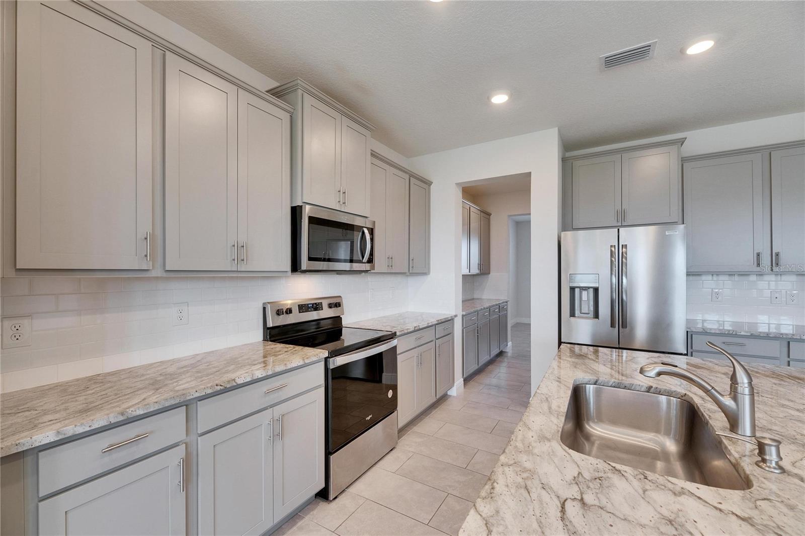 Image 13 of 38 For 182 Mangrove Manor Drive