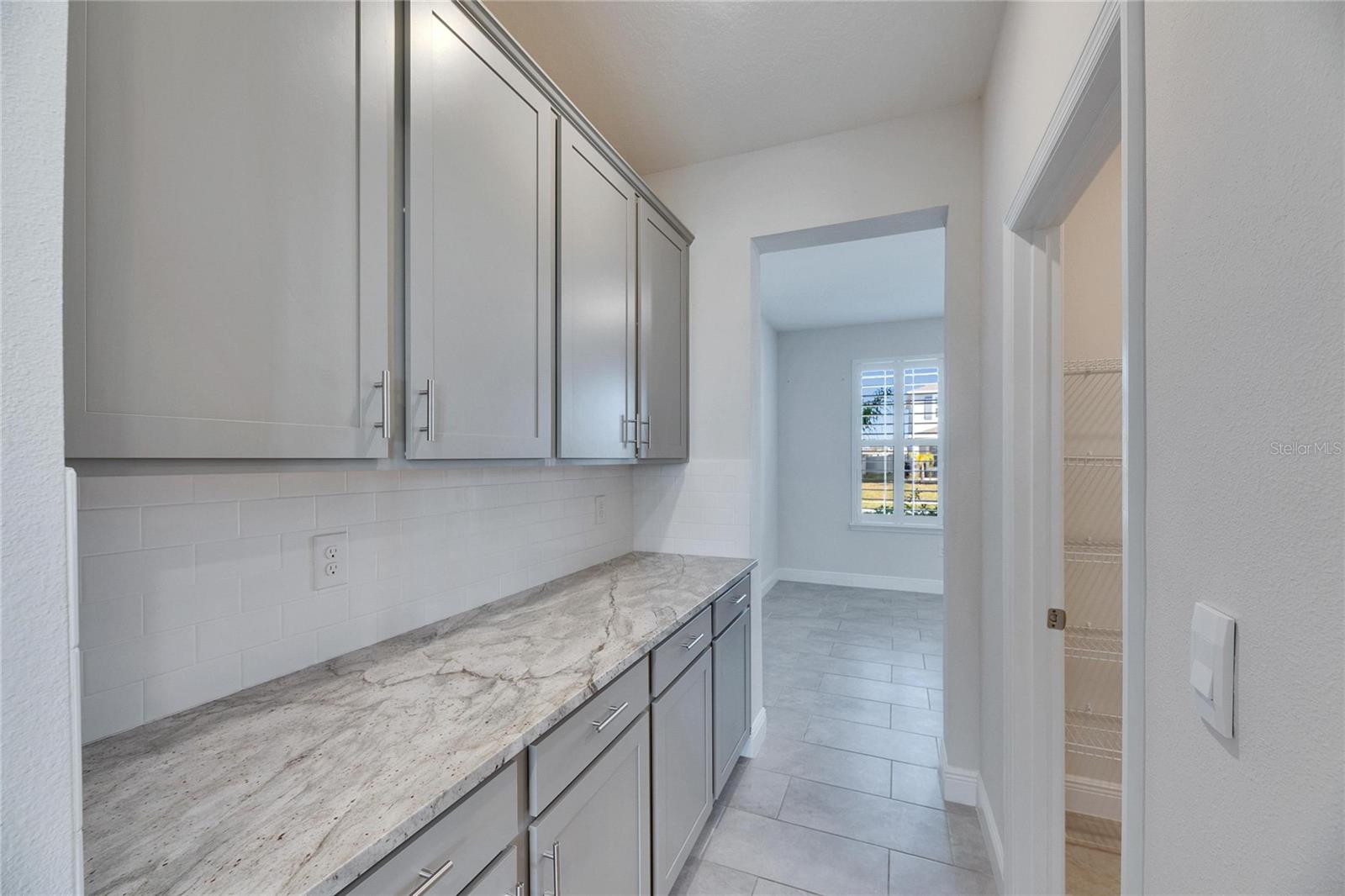 Image 14 of 38 For 182 Mangrove Manor Drive