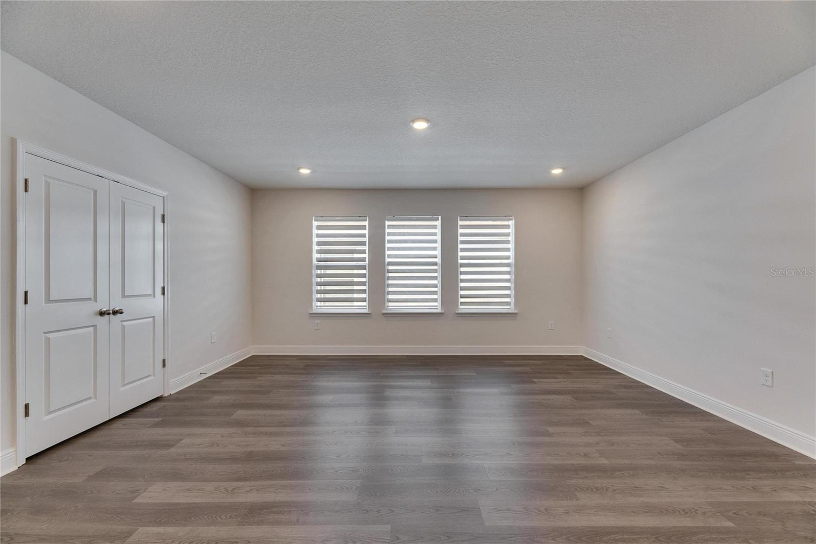 Image 23 of 38 For 182 Mangrove Manor Drive