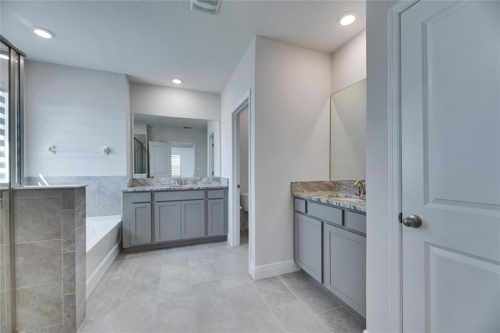 Image 29 of 38 For 182 Mangrove Manor Drive