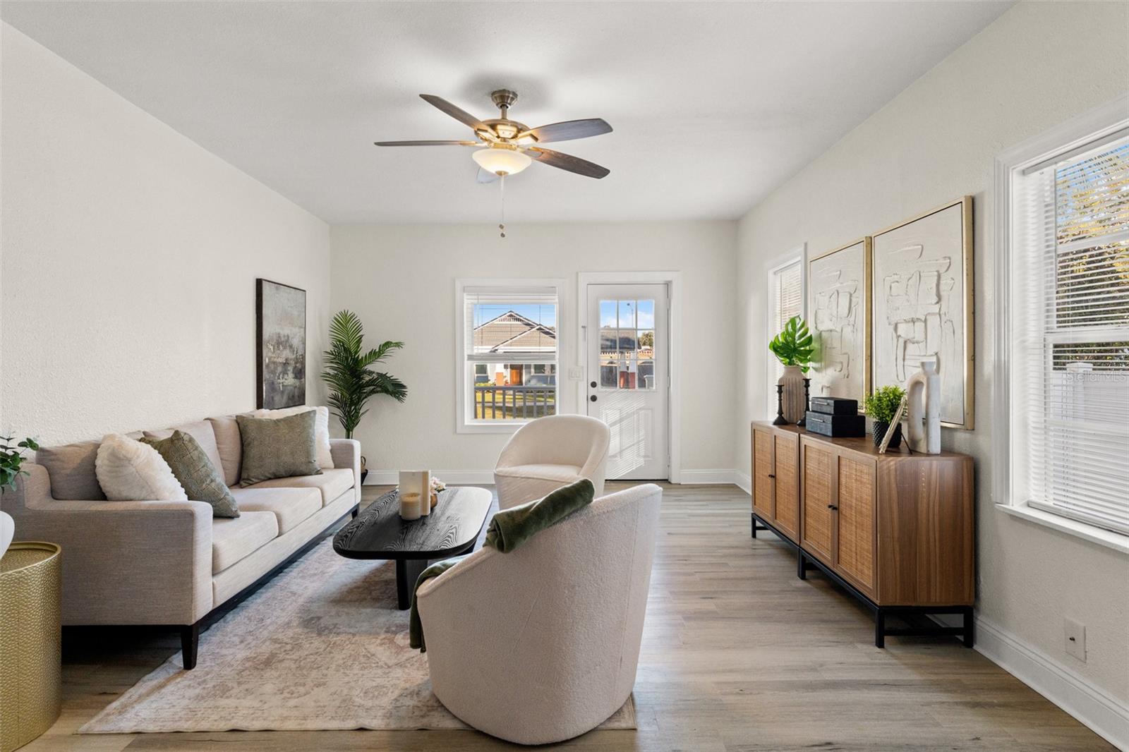 Image 3 of 34 For 6920 Central Avenue