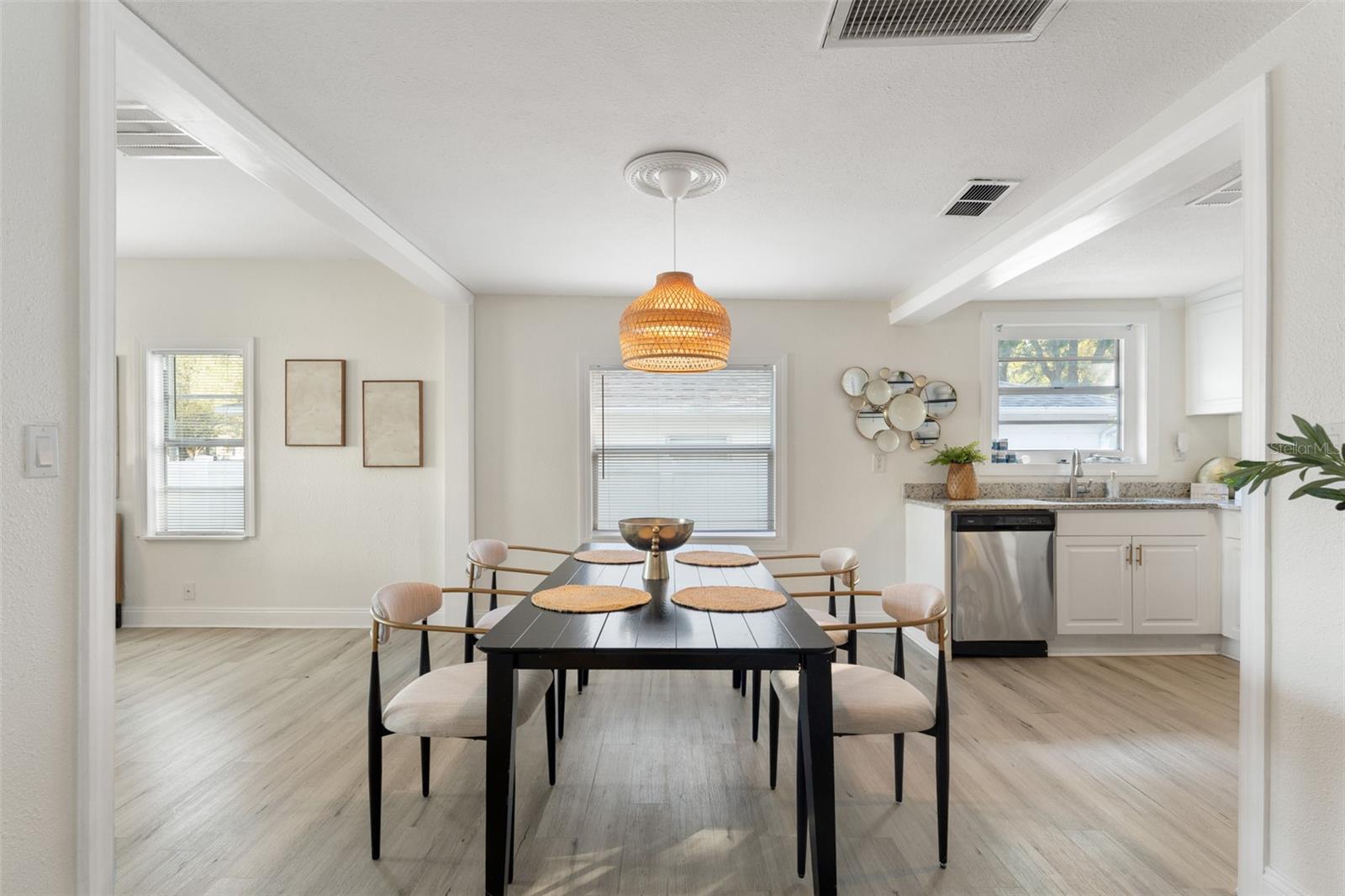 Image 8 of 34 For 6920 Central Avenue