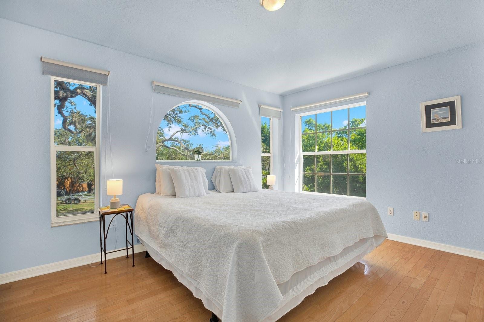 Image 9 of 23 For 201 Georgia Avenue