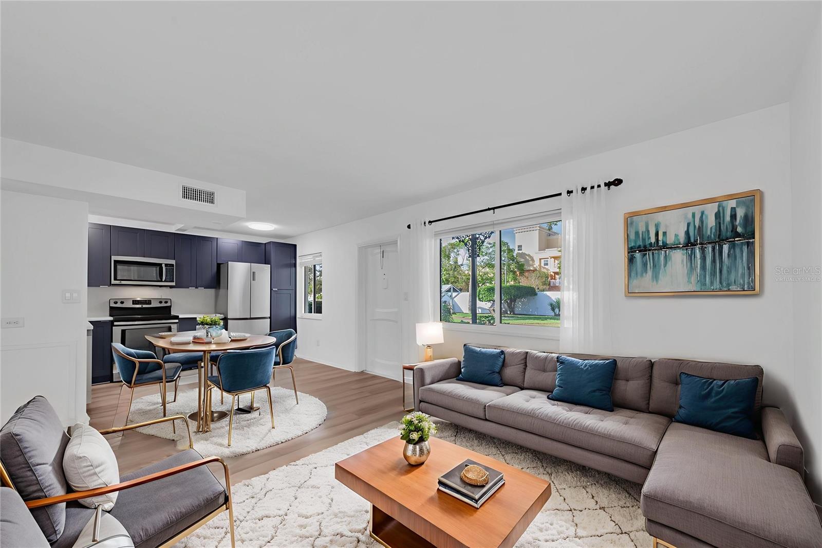 Image 5 of 24 For 6266 1st Avenue S 5