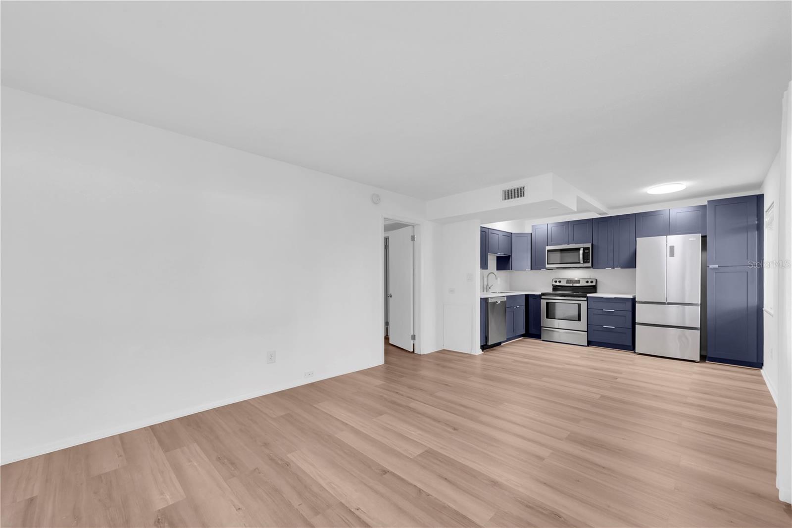 Image 8 of 24 For 6266 1st Avenue S 5