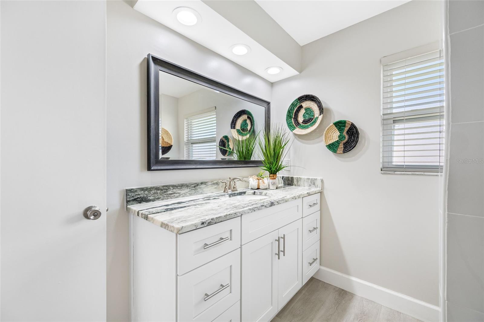 Image 17 of 23 For 11211 60th Ave N