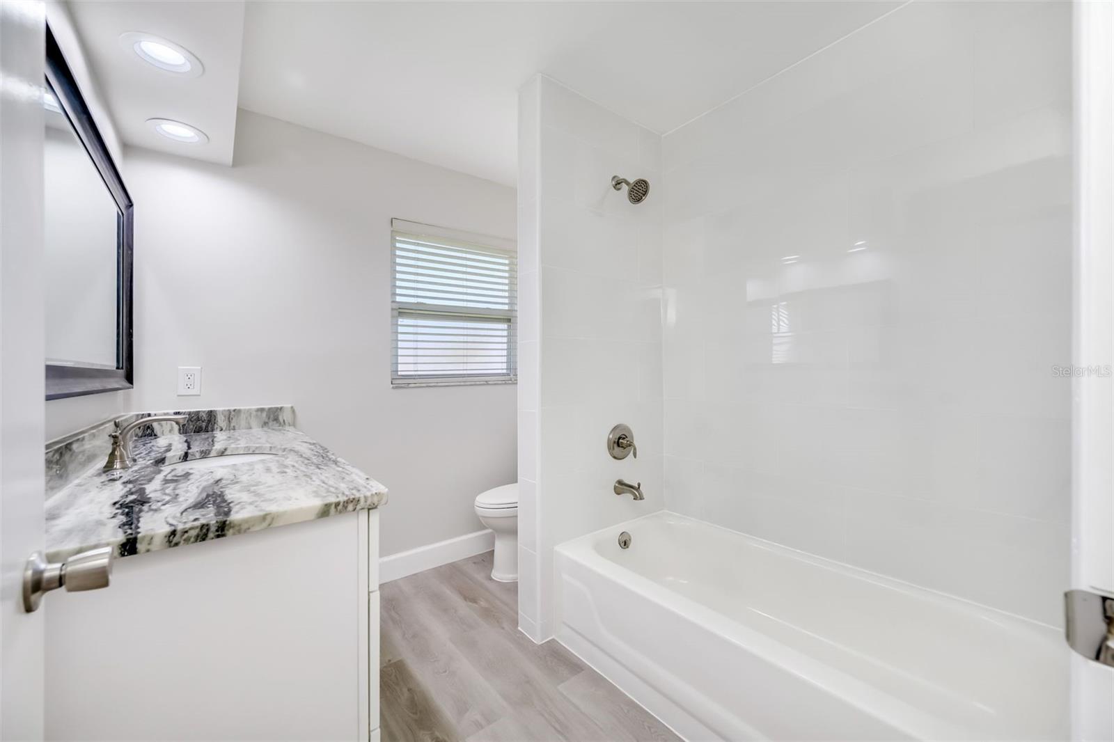 Image 18 of 23 For 11211 60th Ave N