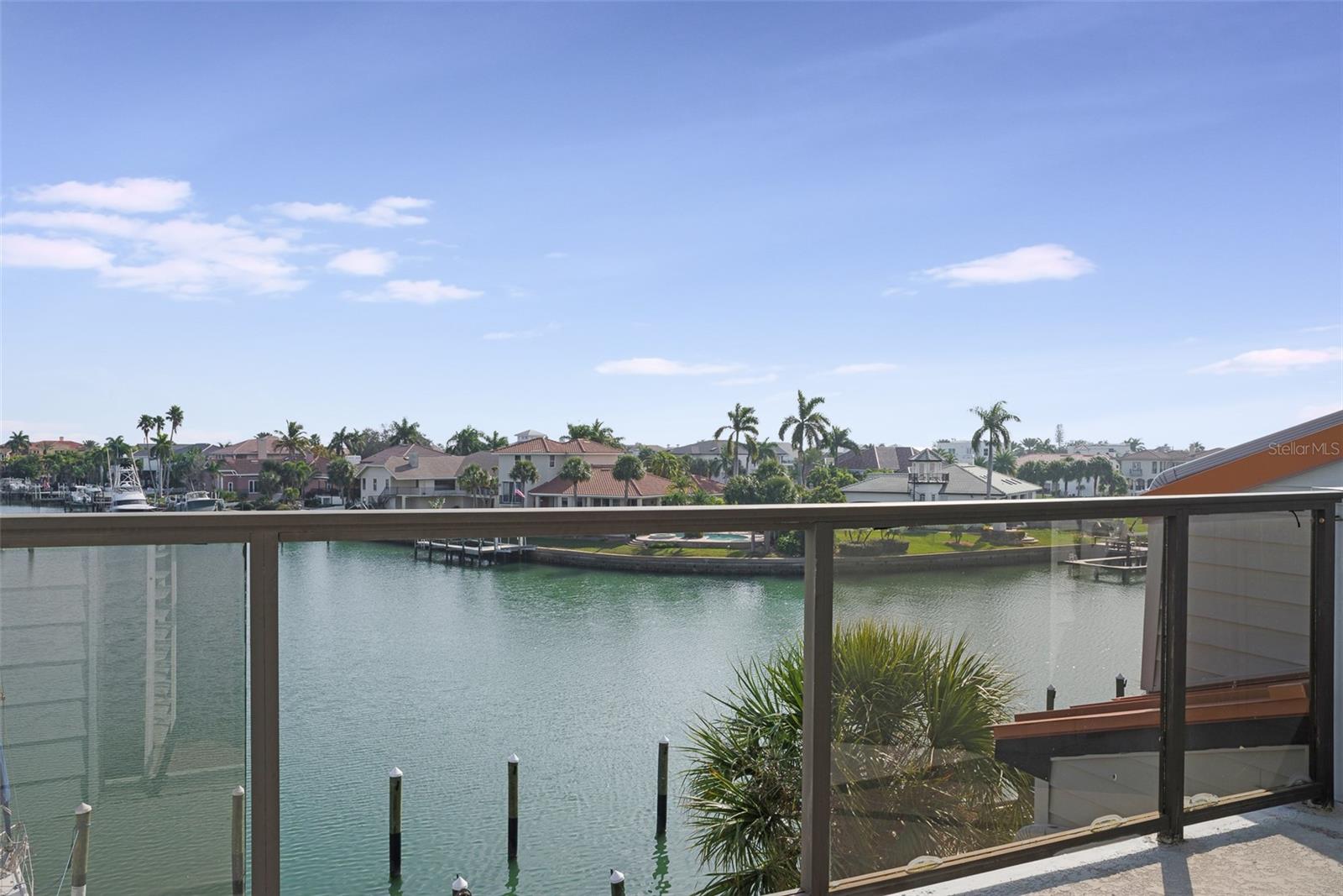 Image 16 of 40 For 557 Pinellas Bayway S 313