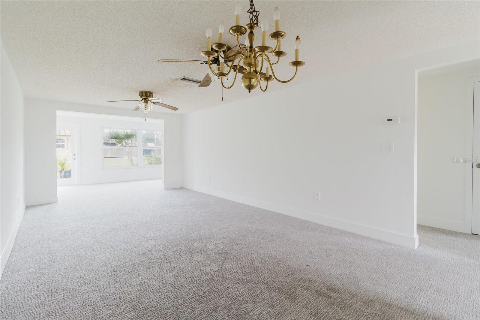 Image 7 of 32 For 4235 Stratford Drive Na