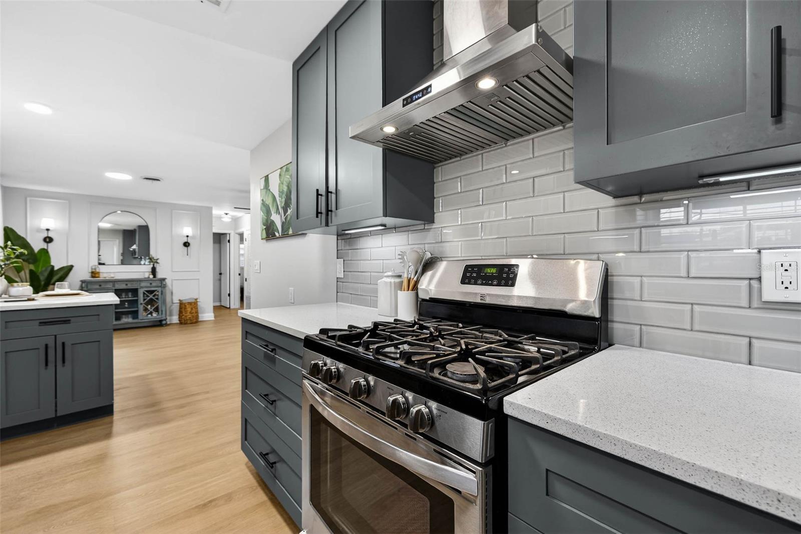 Image 14 of 39 For 1489 77th Avenue N