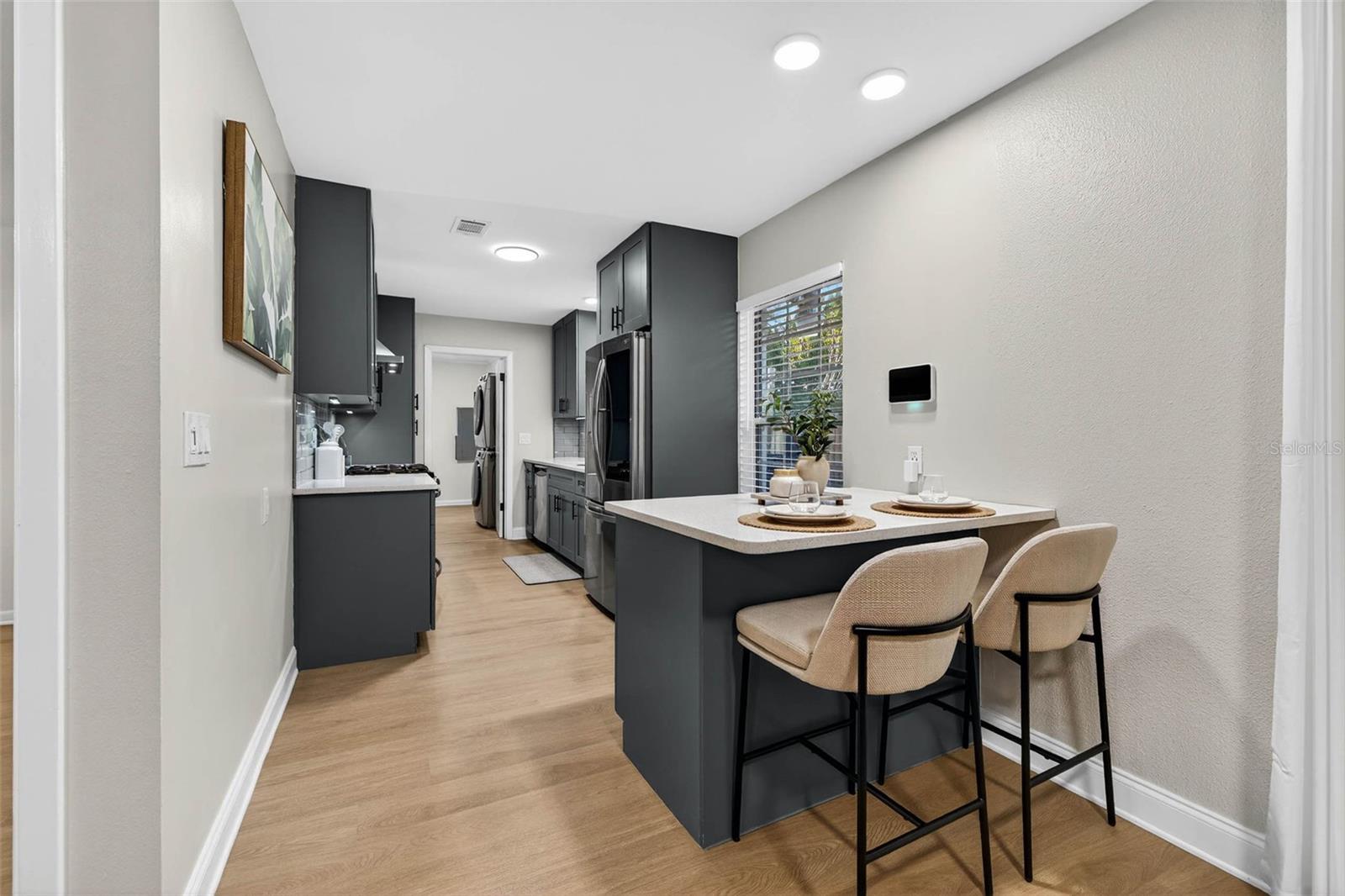 Image 17 of 39 For 1489 77th Avenue N