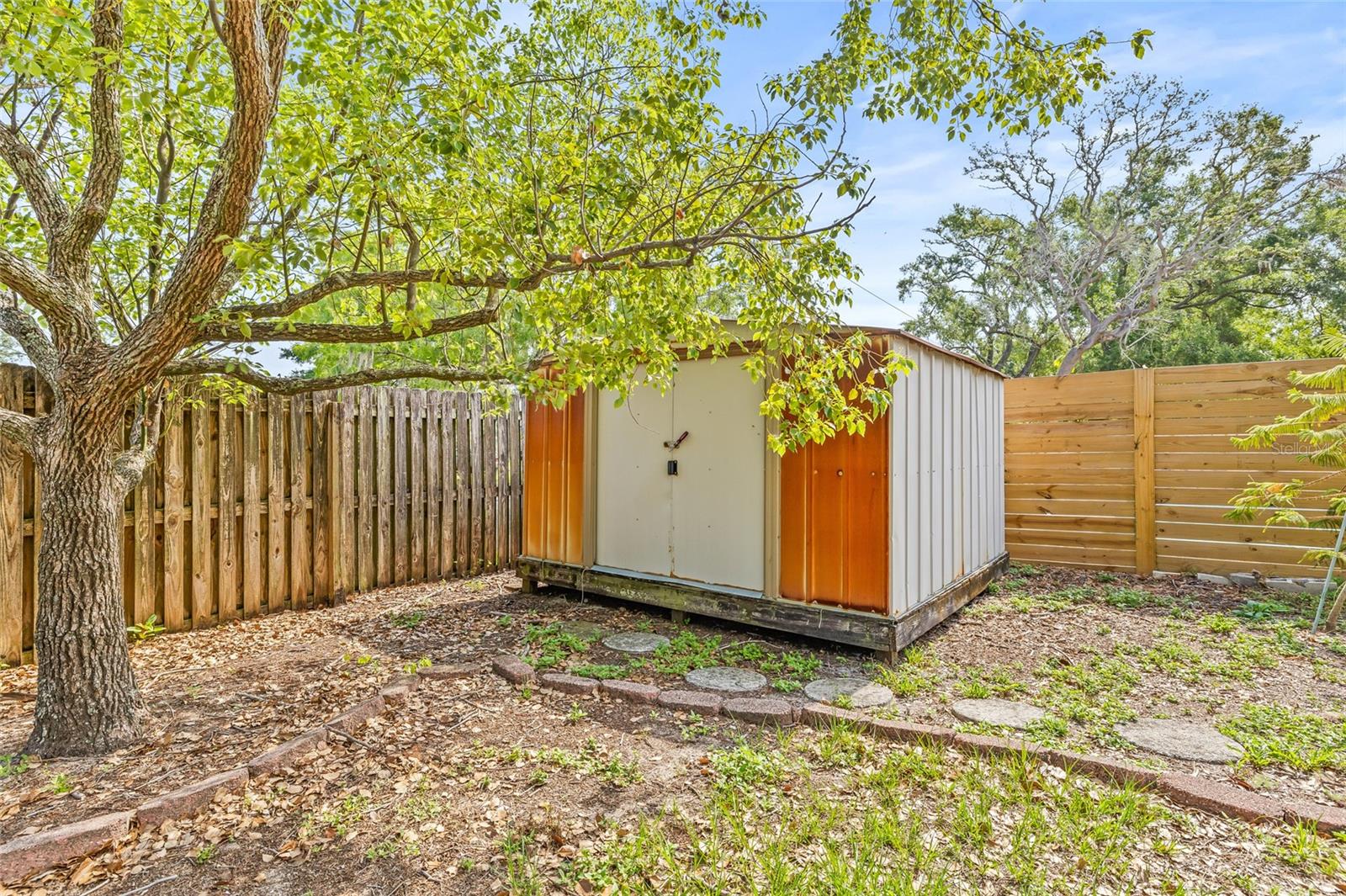 Image 32 of 46 For 1023 Ohio Avenue