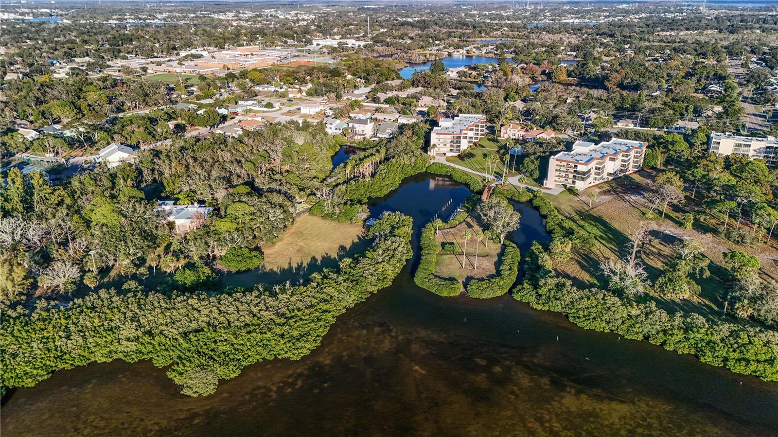 Image 35 of 54 For 504 Florida Avenue 221