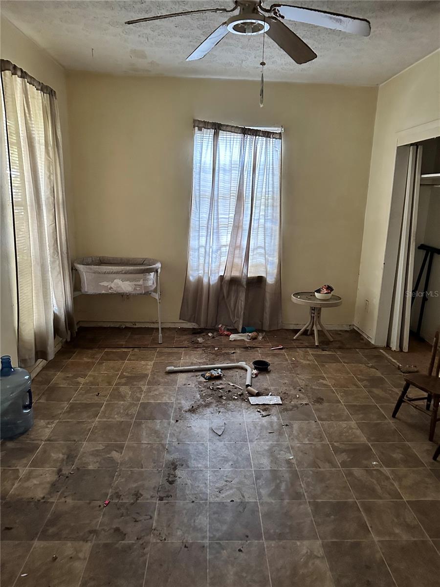 Image 21 of 25 For 3301 24th Avenue